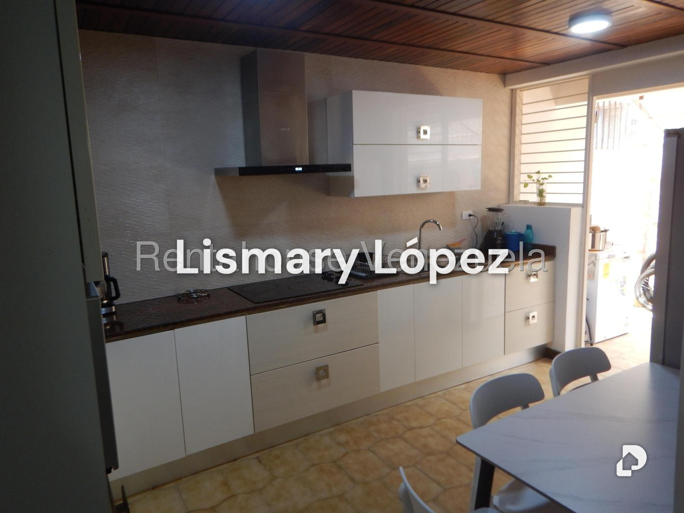 Casa en La Boyera, Caracas – 8