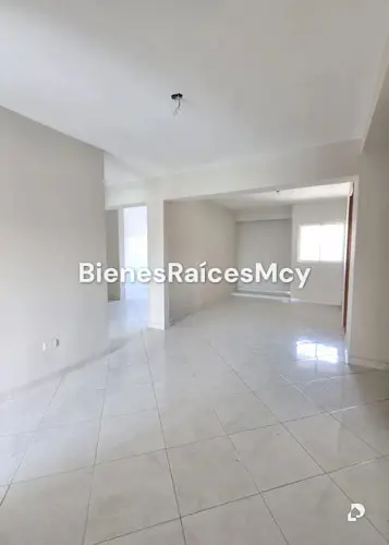 Apartamento en Las Delicias, Maracay – 11