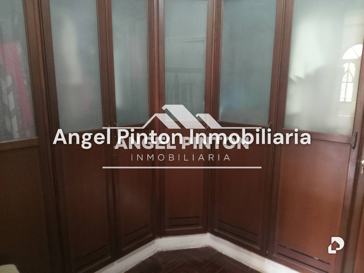 Local comercial en Avenida Baralt, Maracaibo – 23