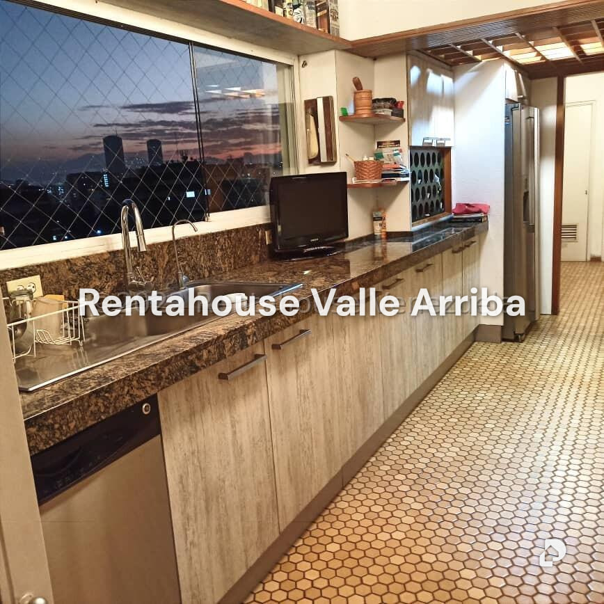 Apartamento en La Florida, Caracas – 2