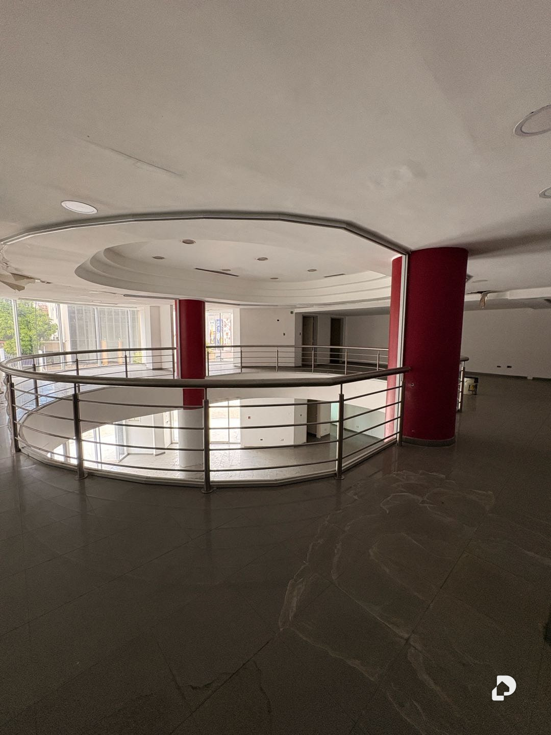 Local comercial en La Castellana, Caracas – 5