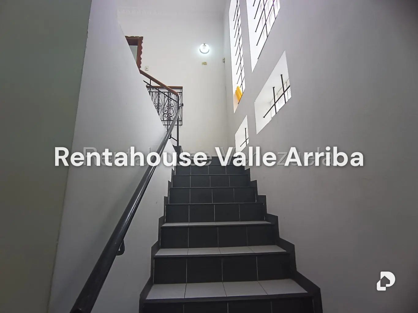 Casa en El Recreo, Caracas – 12