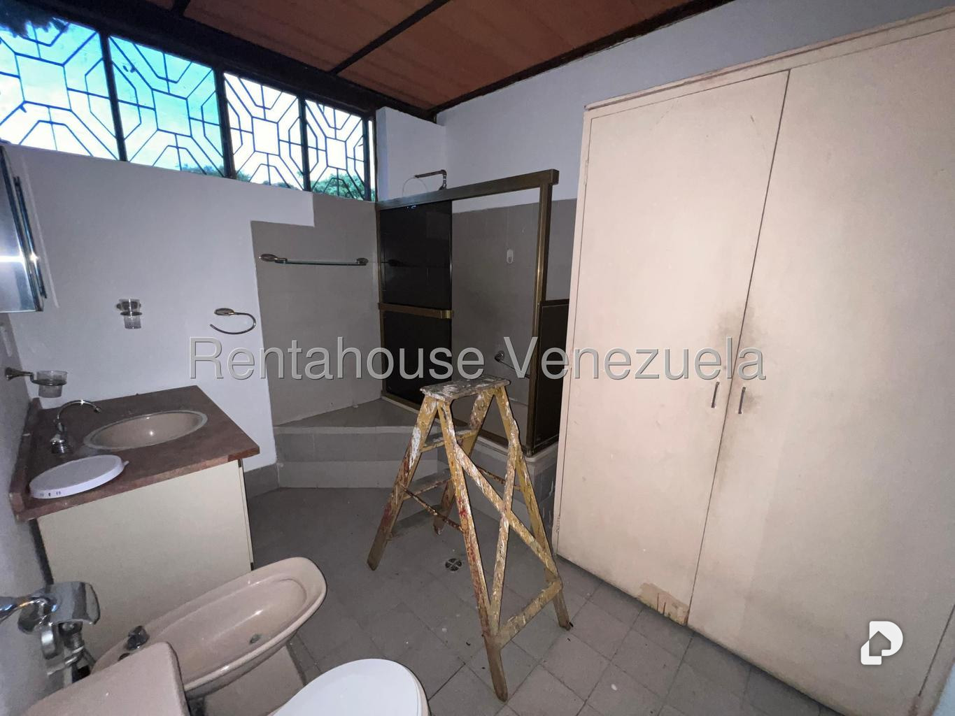 Casa en La Trinidad, Caracas – 18