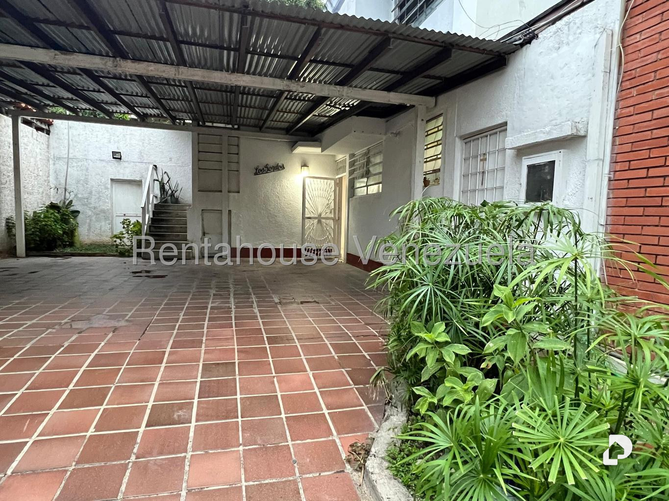Casa en La Trinidad, Caracas – 22