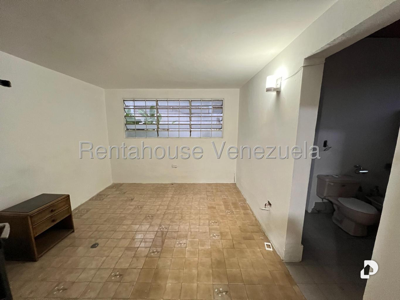 Casa en La Trinidad, Caracas – 16