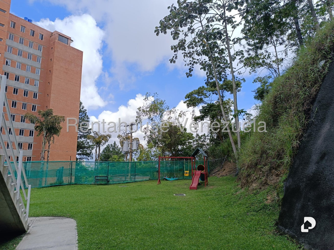 Apartamento en Colinas de La Tahona, Caracas – 29