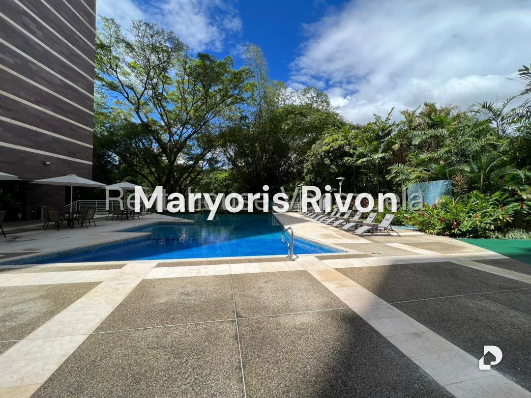 Apartamento en Campo Alegre, Caracas – 18