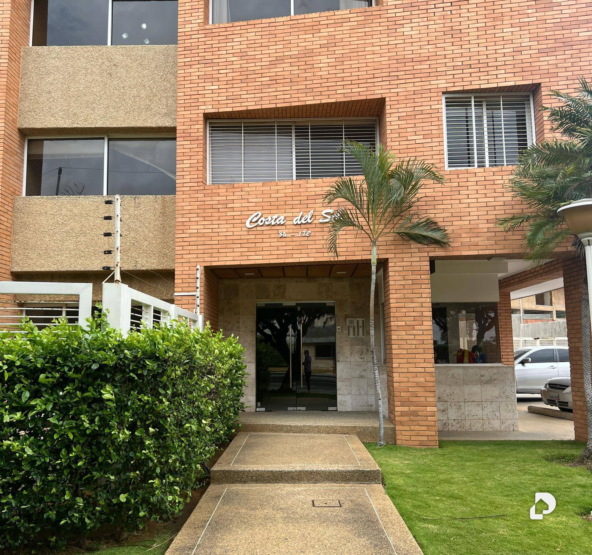 Apartamento en Avenida El Milagro, Maracaibo – 1