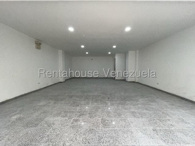 Local comercial en Santa Paula, Caracas - 1