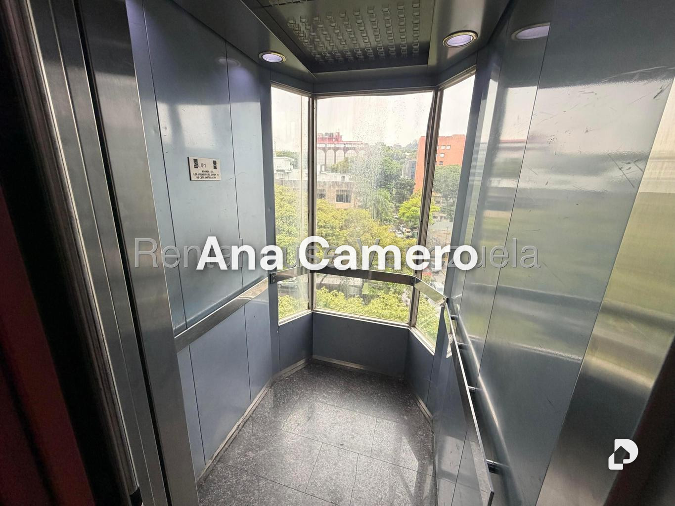 Local comercial en Las Mercedes, Caracas – 10