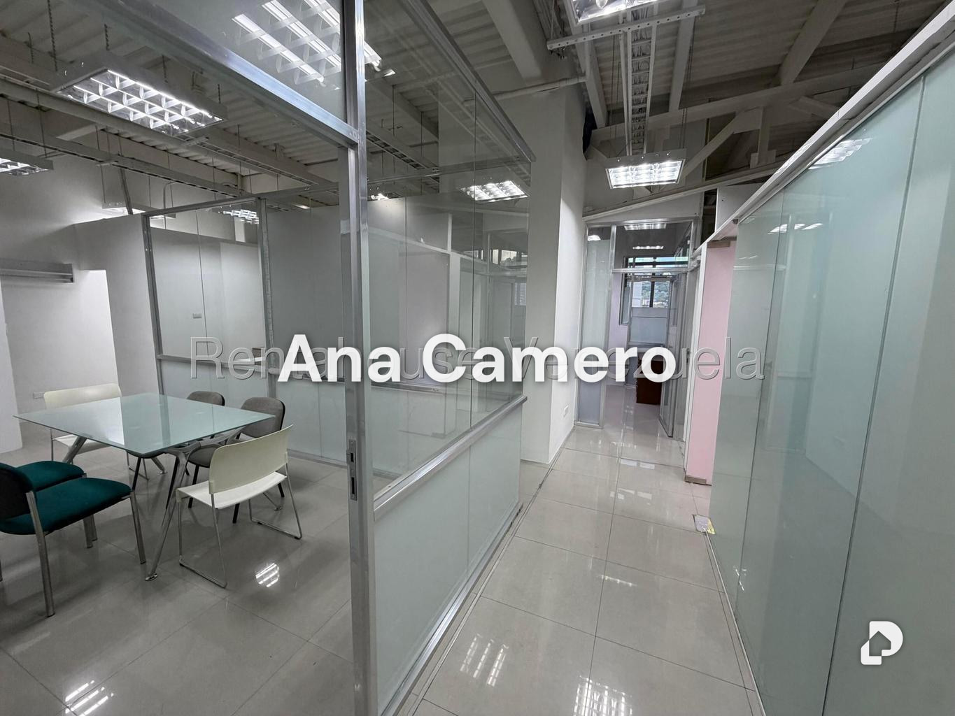 Local comercial en Las Mercedes, Caracas – 1