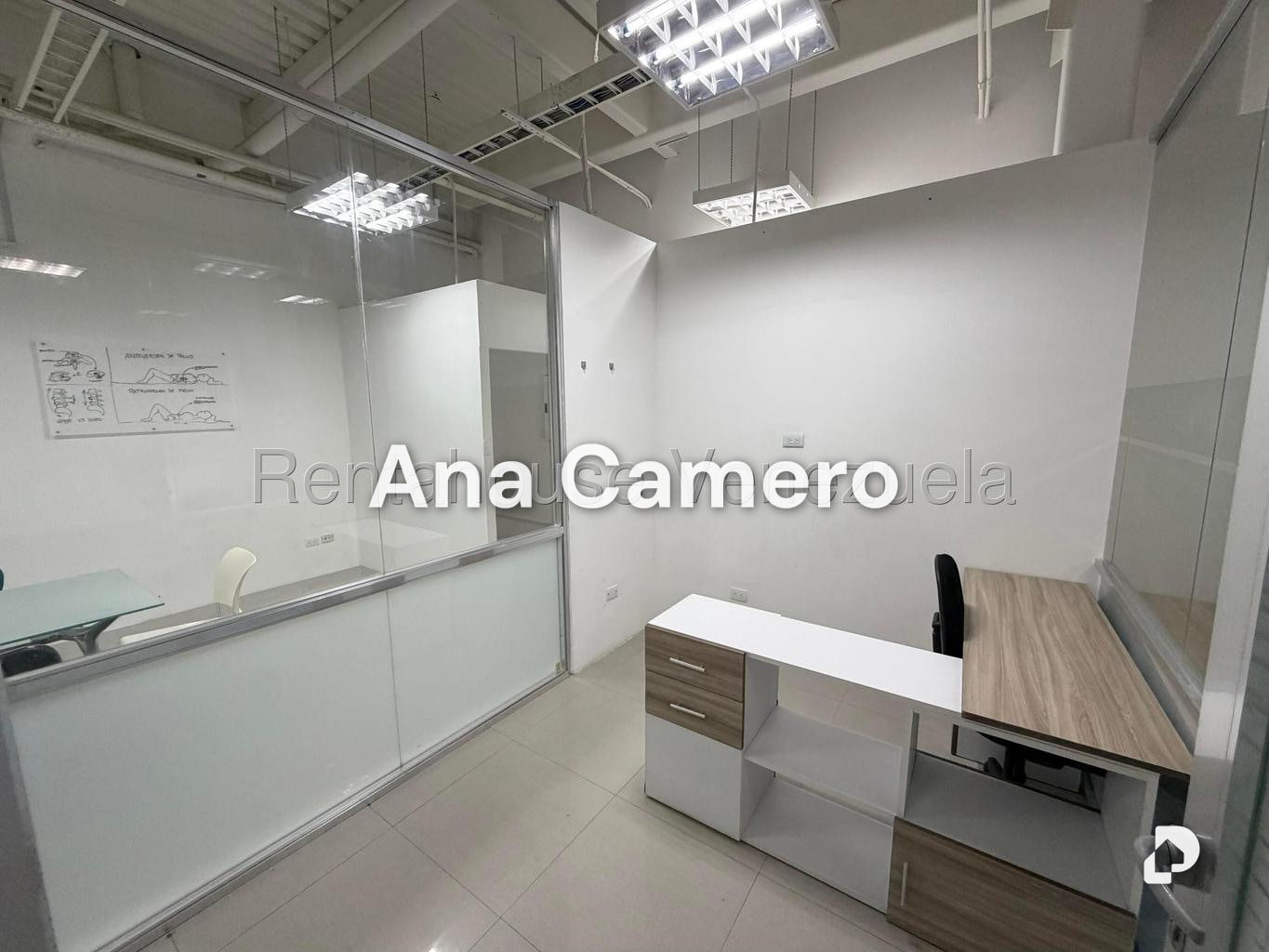 Local comercial en Las Mercedes, Caracas – 3