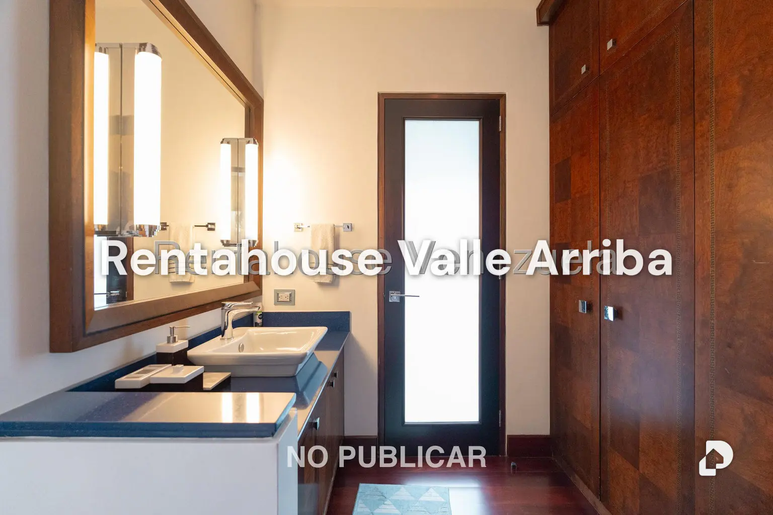 Casa en La Trinidad, Caracas – 24