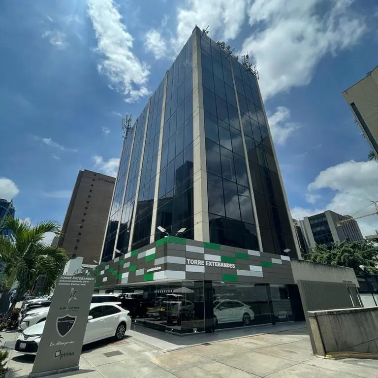 Office in El Rosal, Caracas - 1