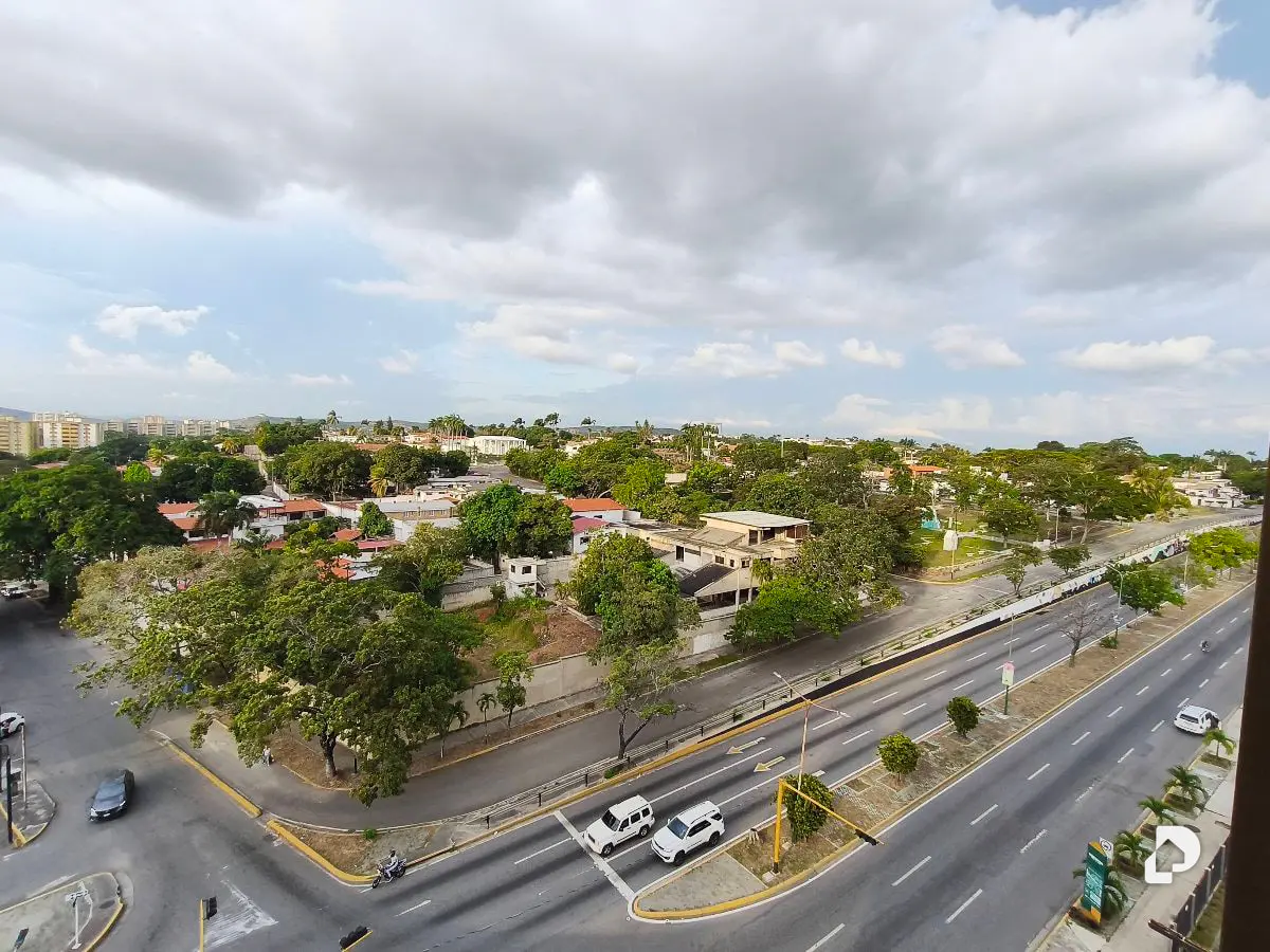 Apartamento en Av Lara Barquisimeto, Barquisimeto – 17