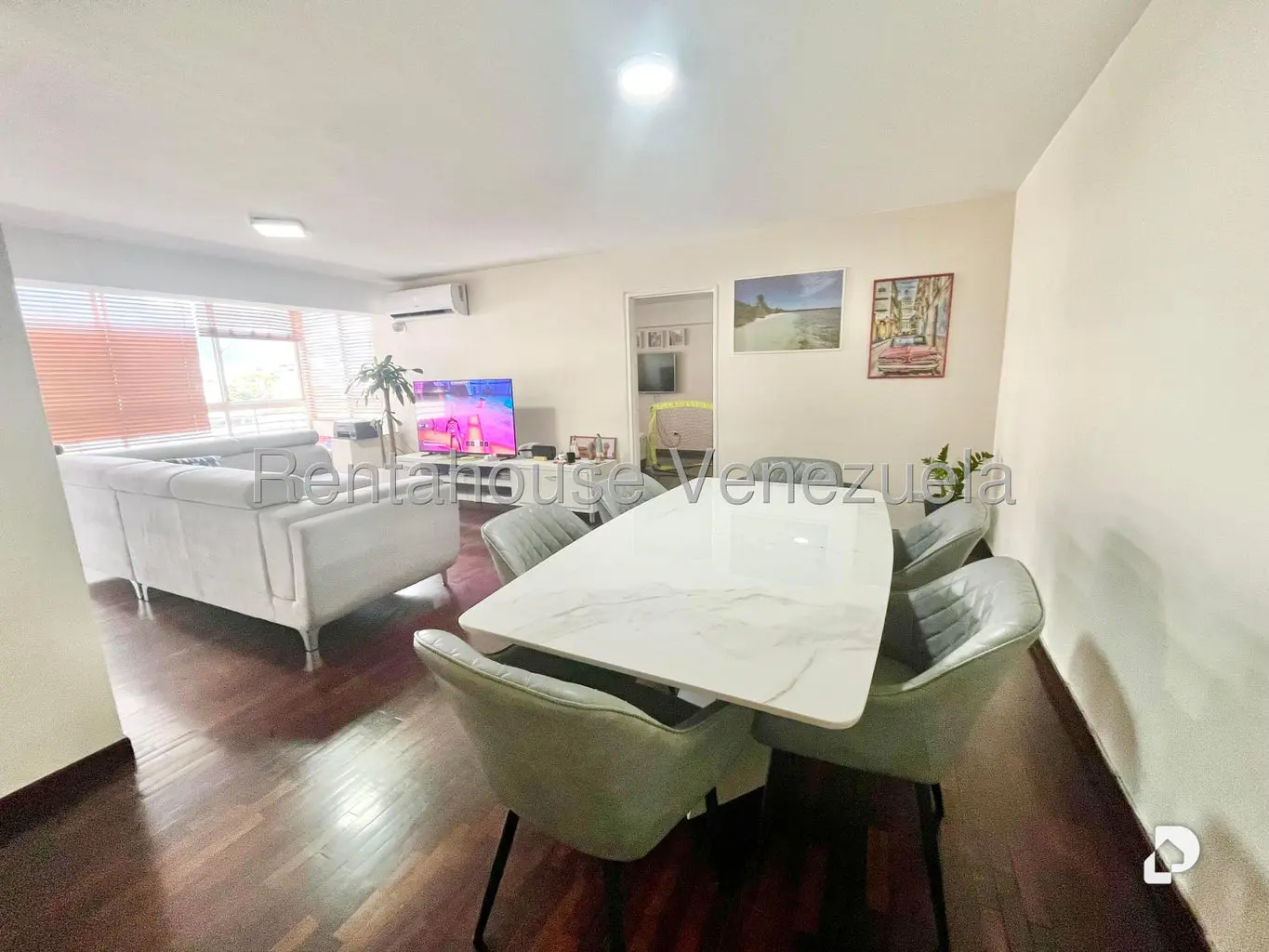 Apartamento en La Florida, Caracas – 12