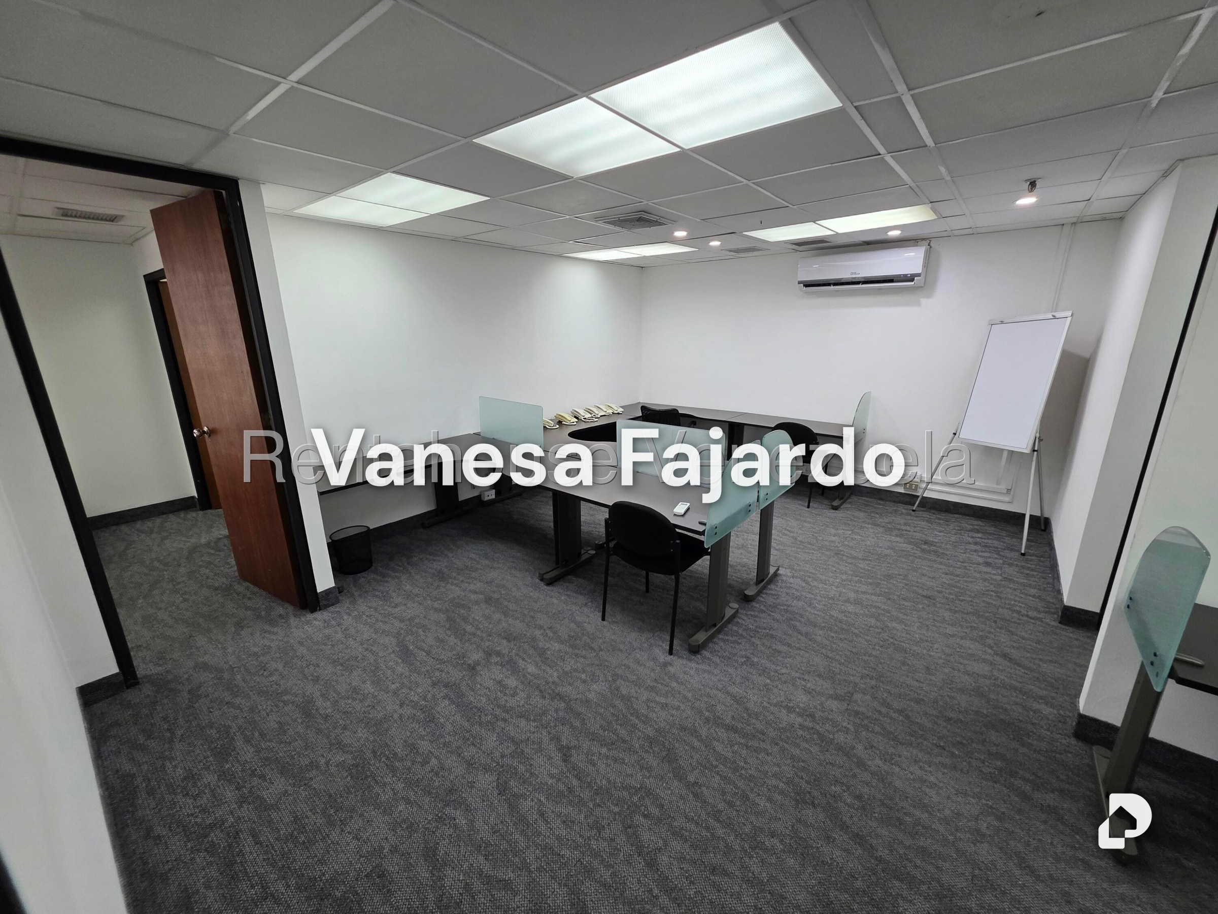 Oficina en Chacaito, Caracas – 13