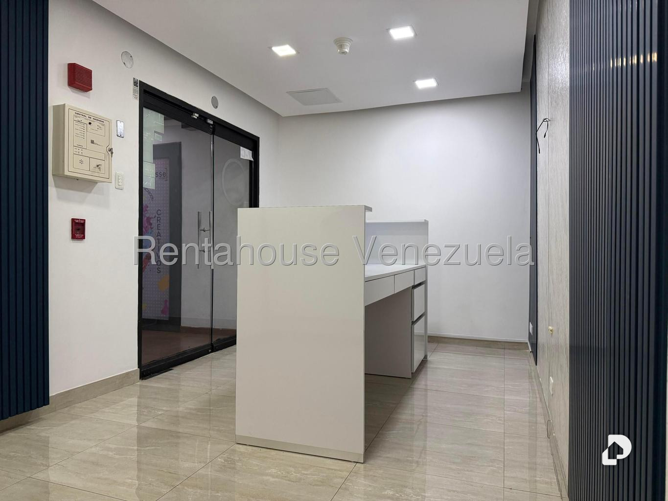 Local comercial en Los Palos Grandes, Caracas – 5
