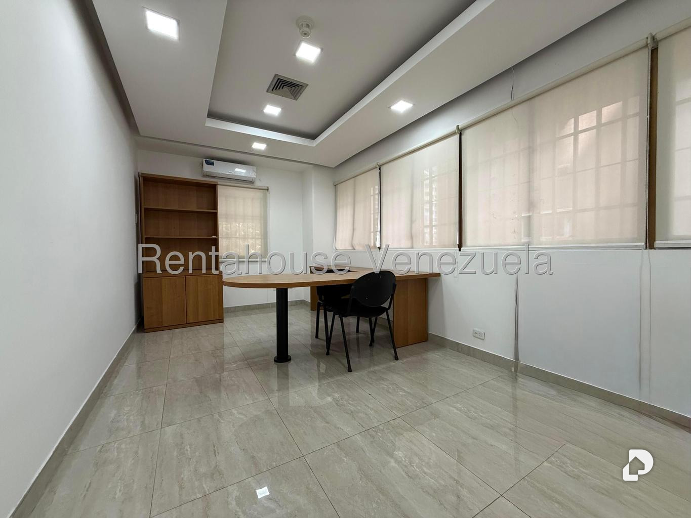 Local comercial en Los Palos Grandes, Caracas – 21