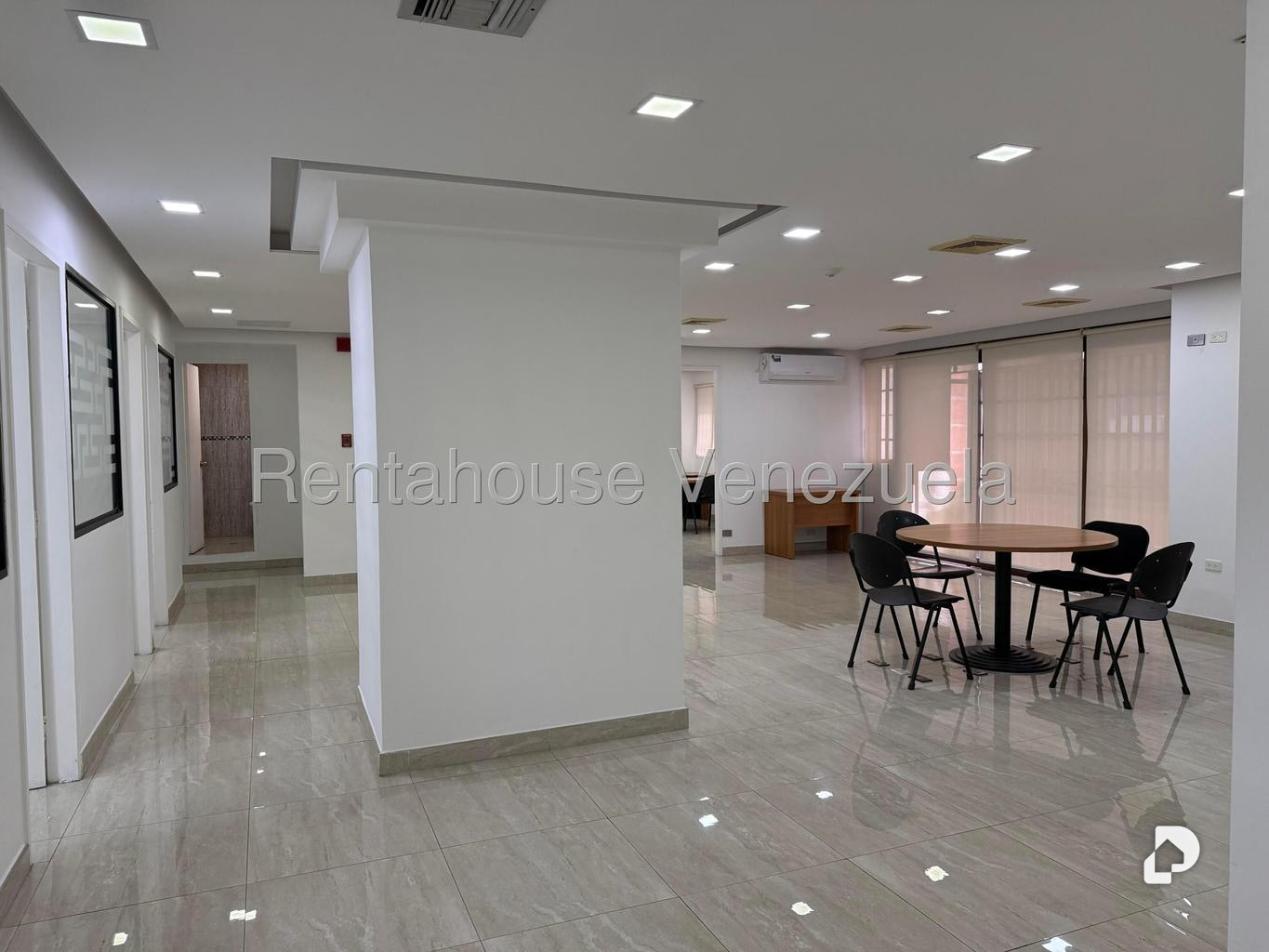 Local comercial en Los Palos Grandes, Caracas – 7