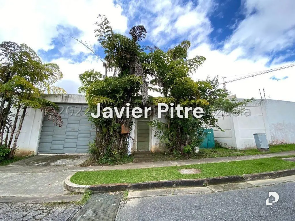 Townhouse in Loma Linda, Caracas – 2