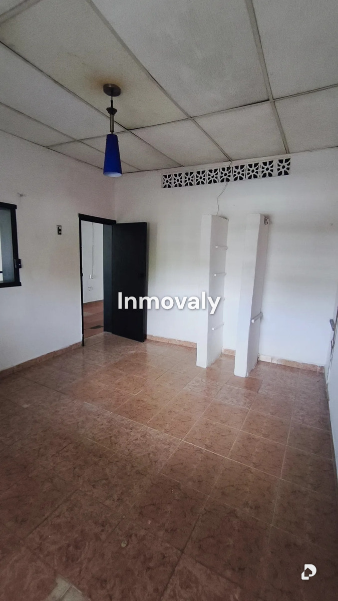 Commercial space in Agua Blanca, Valencia – 11