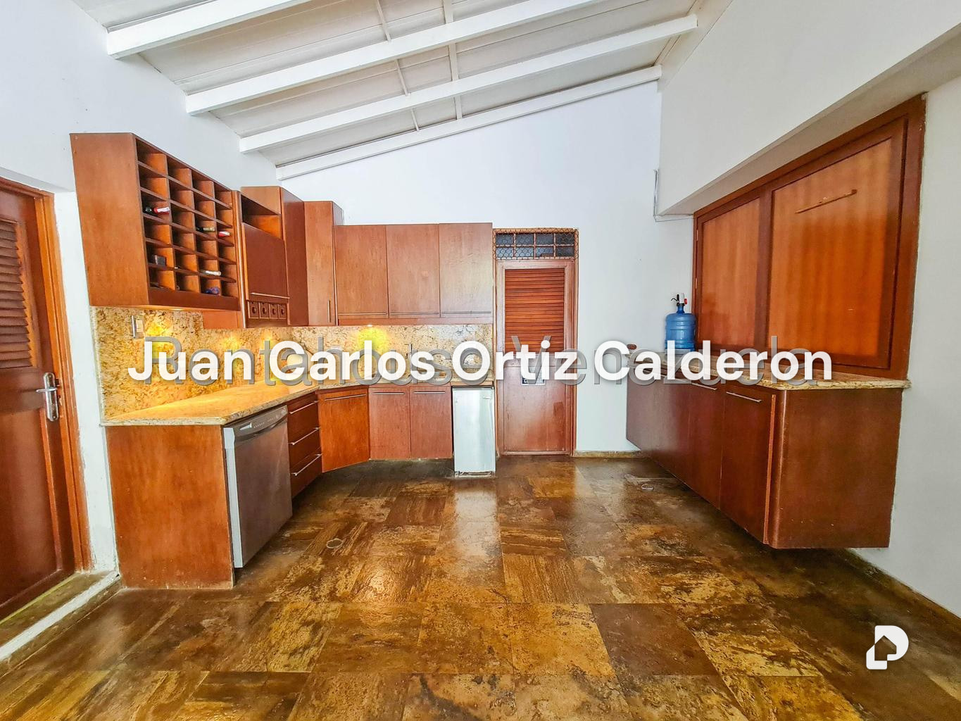 Casa en Cumbres de Curumo, Caracas – 9