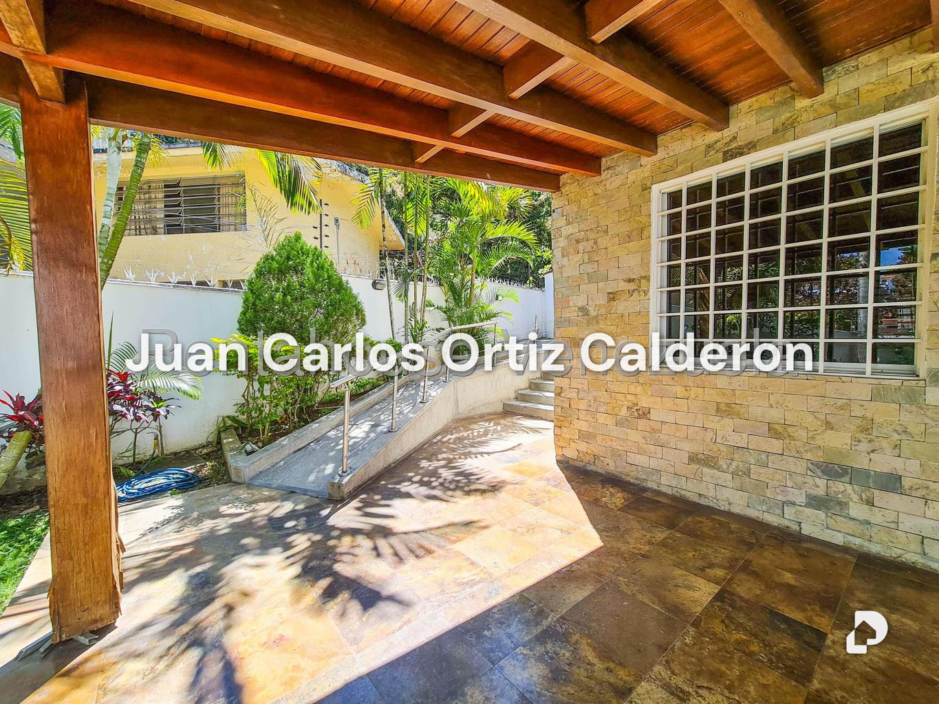 Casa en Cumbres de Curumo, Caracas – 5