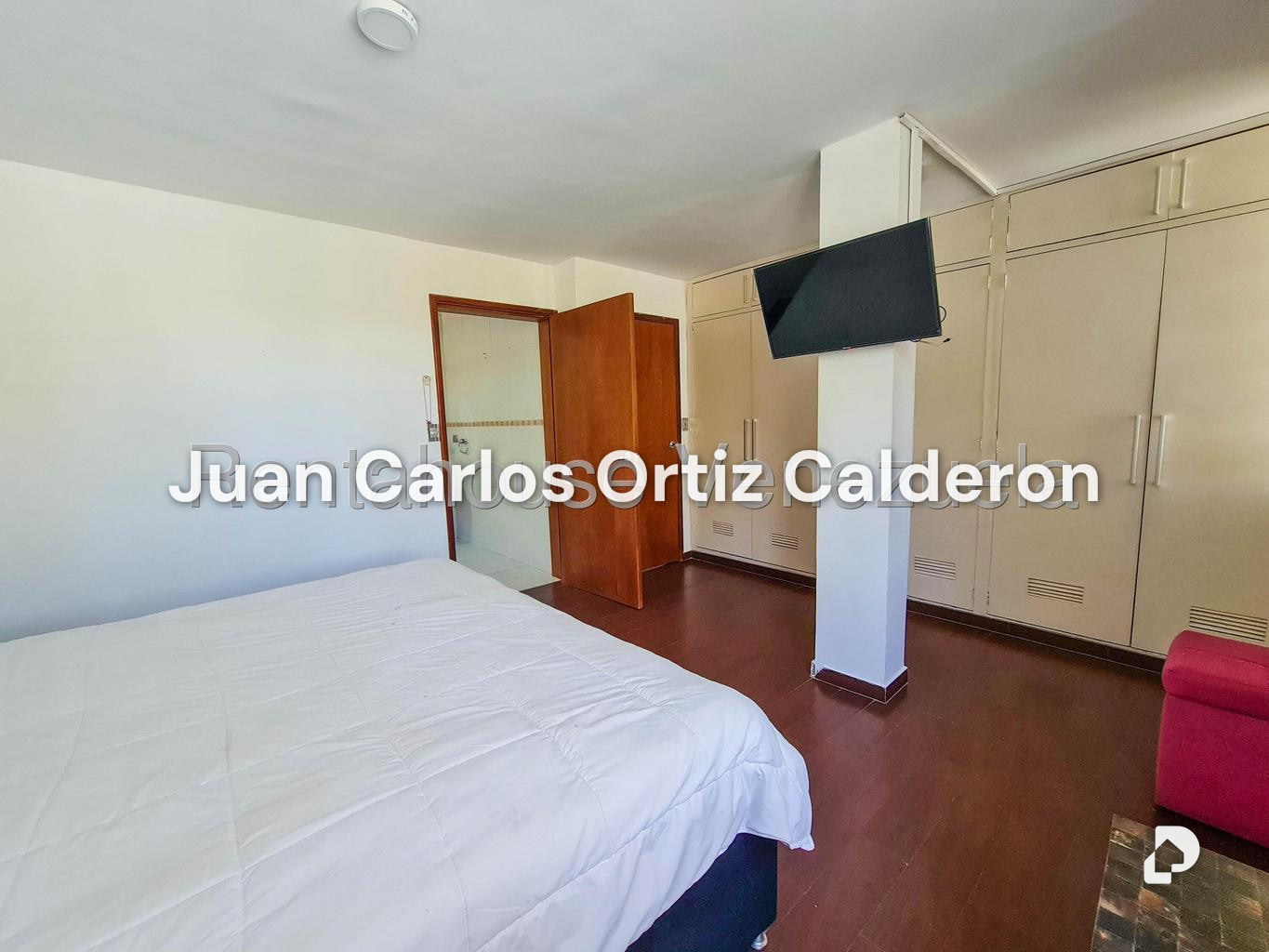Casa en Cumbres de Curumo, Caracas – 28