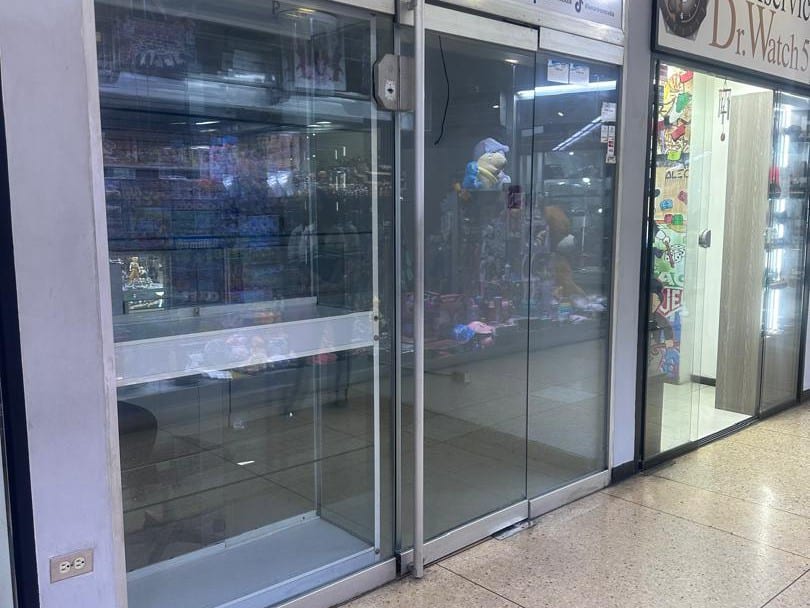 Local comercial en Caracas - 1
