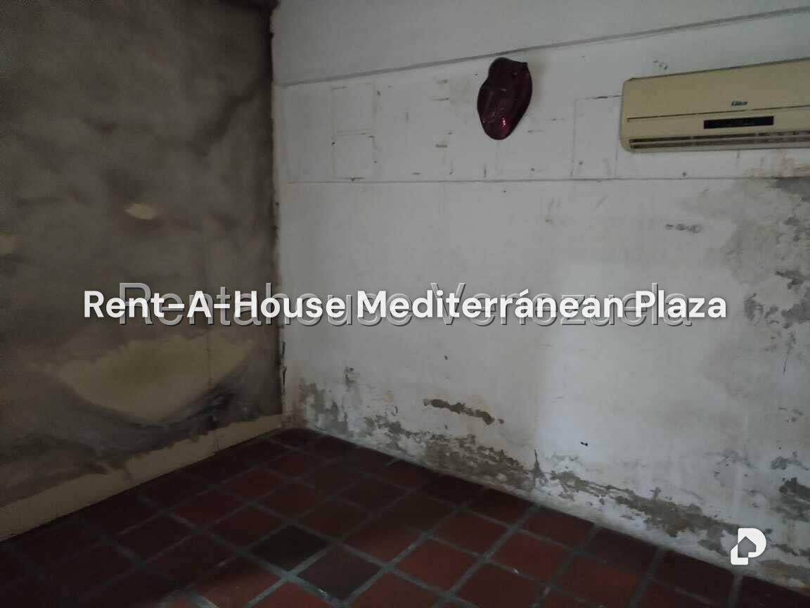 Local comercial en Valencia – 22