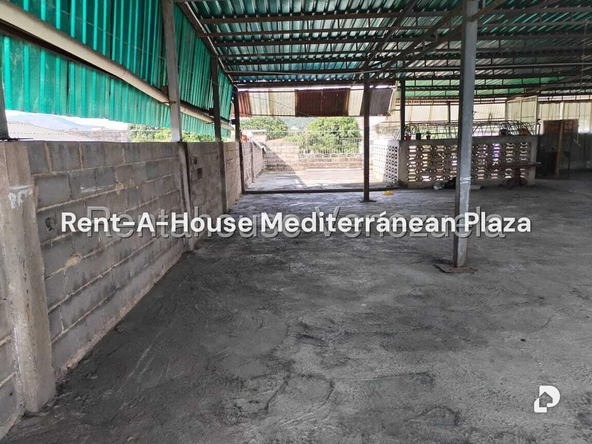 Local comercial en Valencia – 23
