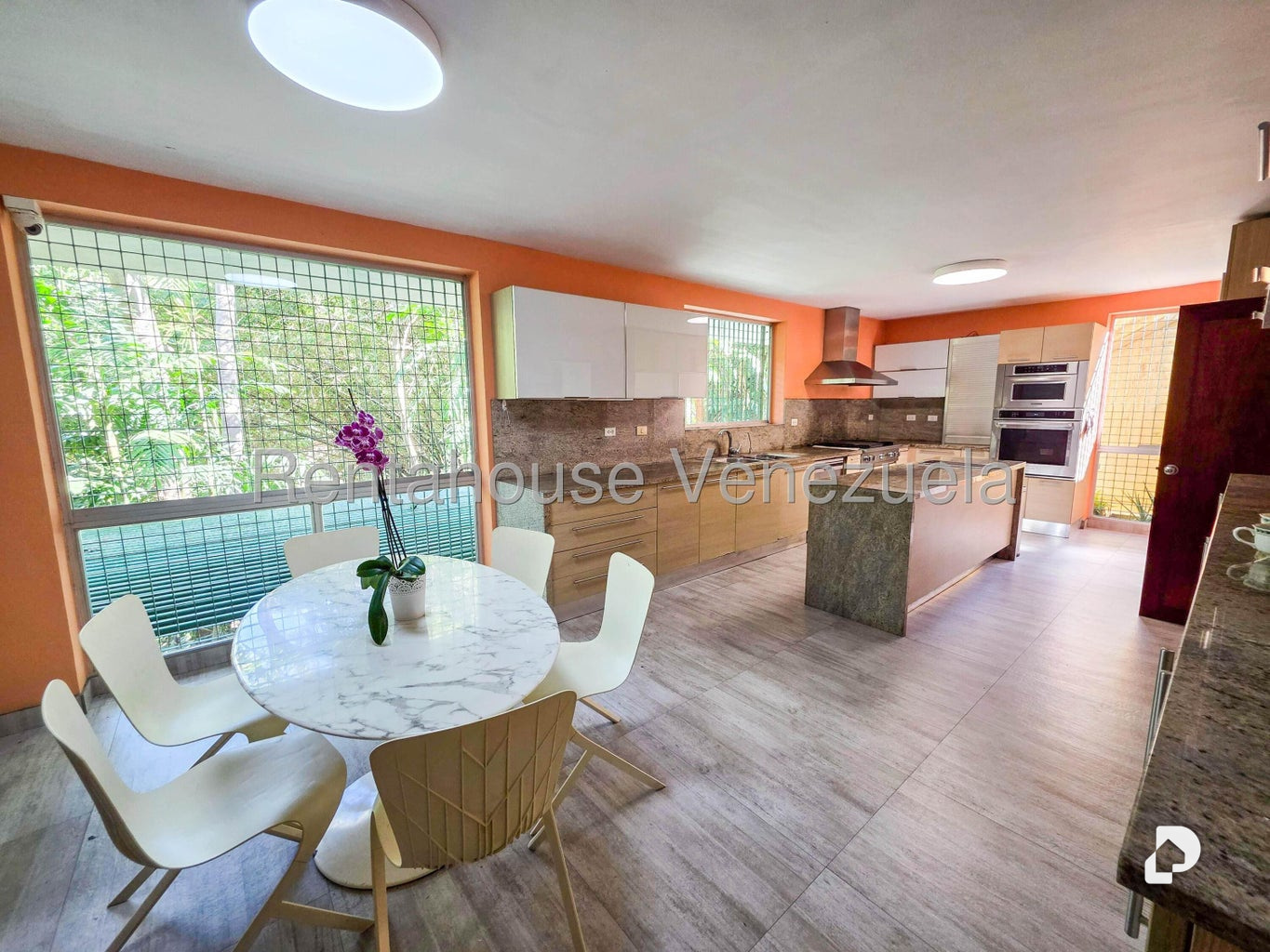 Casa en Cerro Verde, Caracas – 20