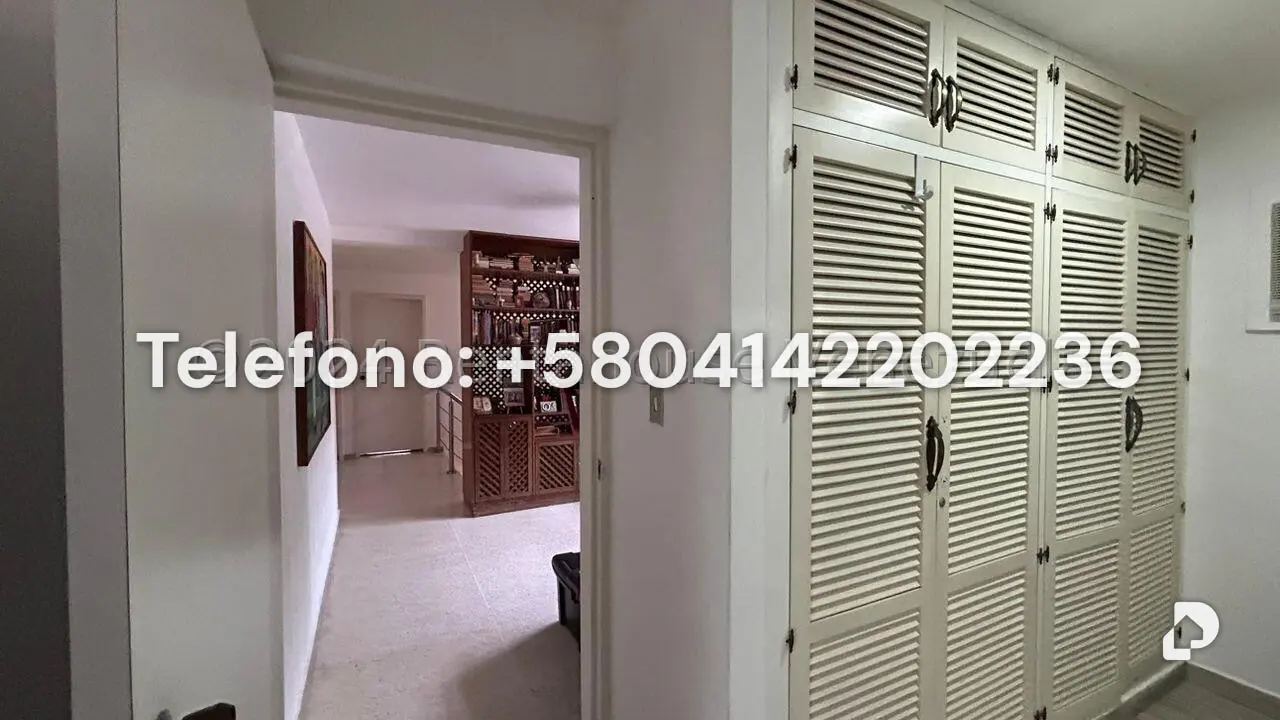 Casa en Cumbres de Curumo, Caracas – 22