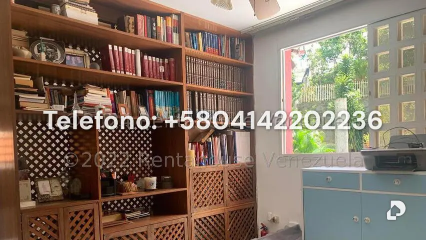 Casa en Cumbres de Curumo, Caracas – 26