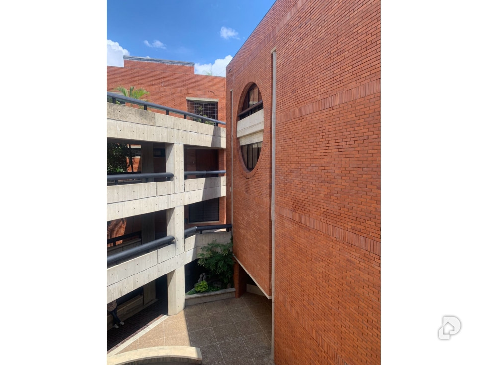 Apartment in Chulavista, Caracas – 24