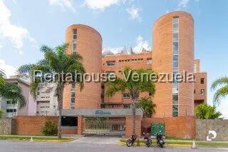 Apartamento en Solar del Hatillo, Caracas – 1