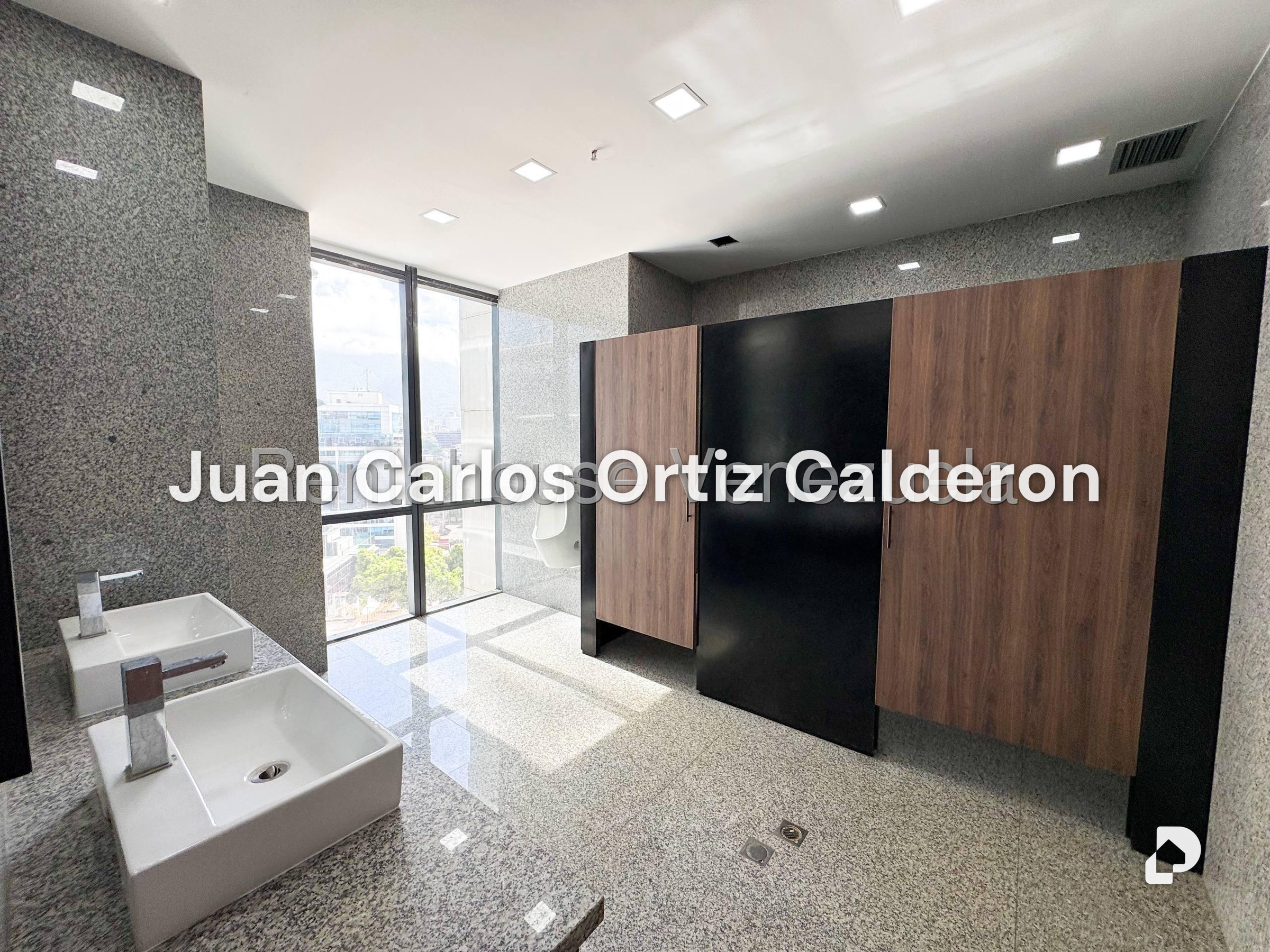 Office in Las Mercedes, Caracas – 28