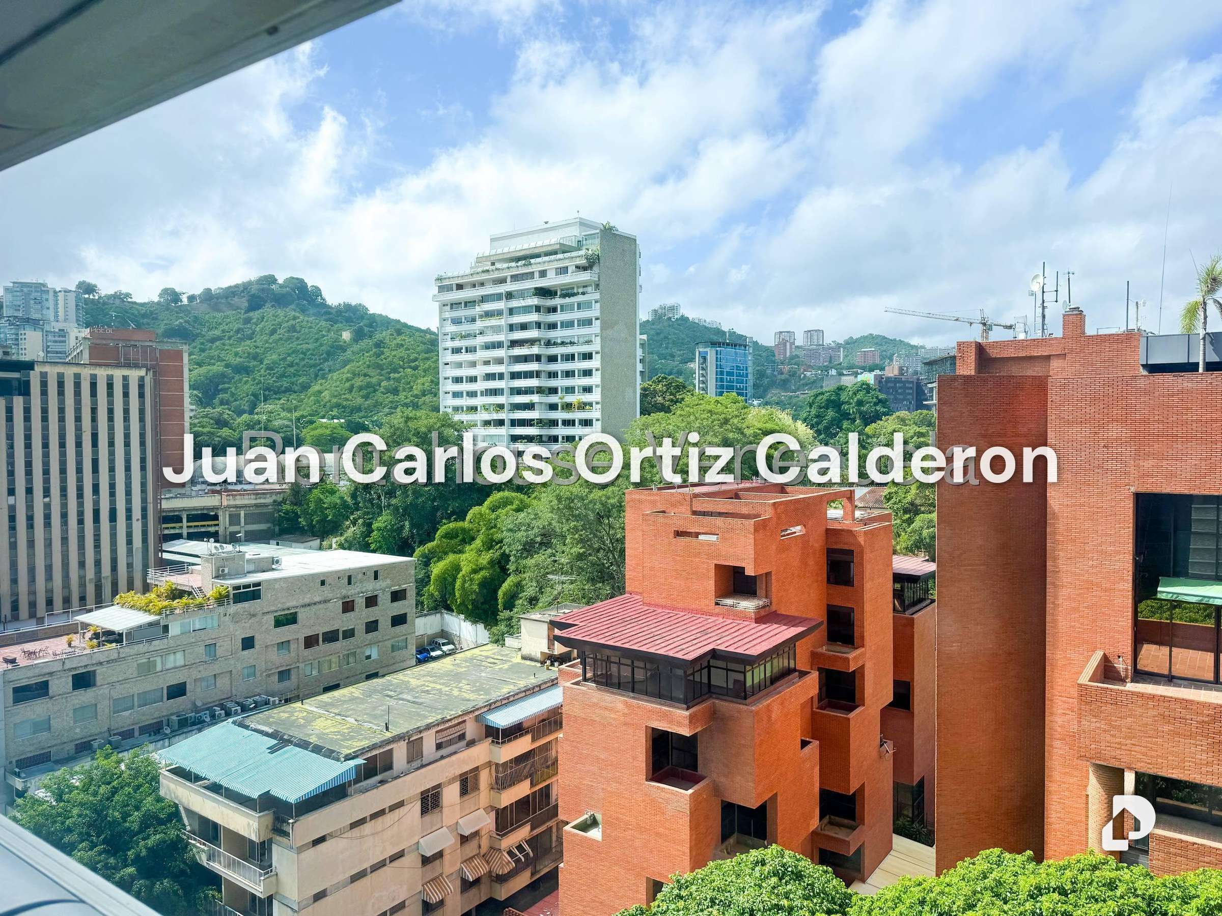 Office in Las Mercedes, Caracas – 19