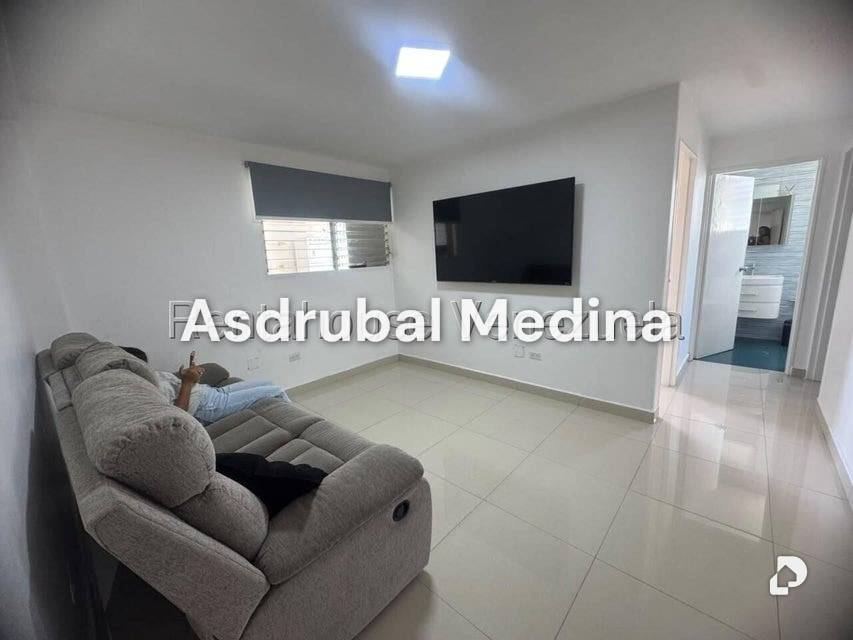 Apartamento en Santa Fe Sur, Caracas – 11
