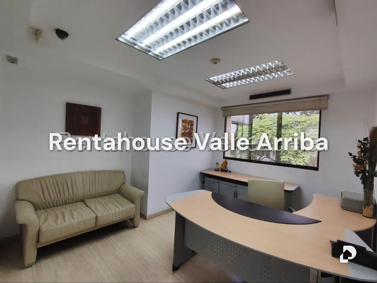 Oficina en Vista Alegre, Caracas – 12