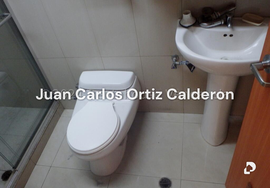 Casa en La Trinidad, Caracas – 10