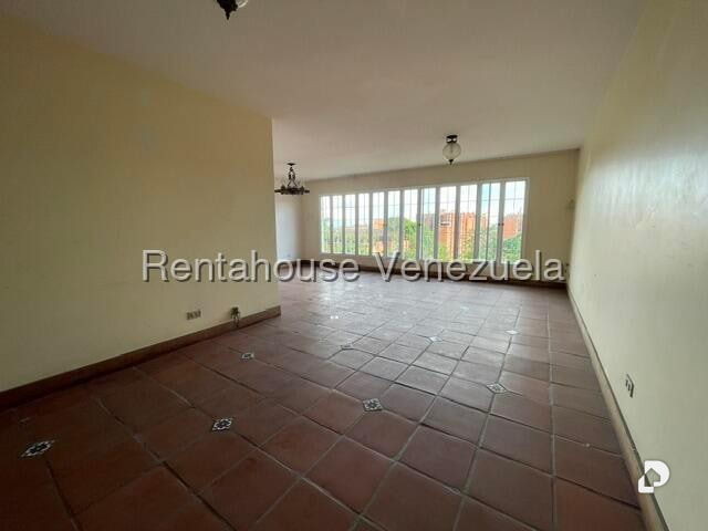 Casa en La Lagunita Country Club, Caracas – 8