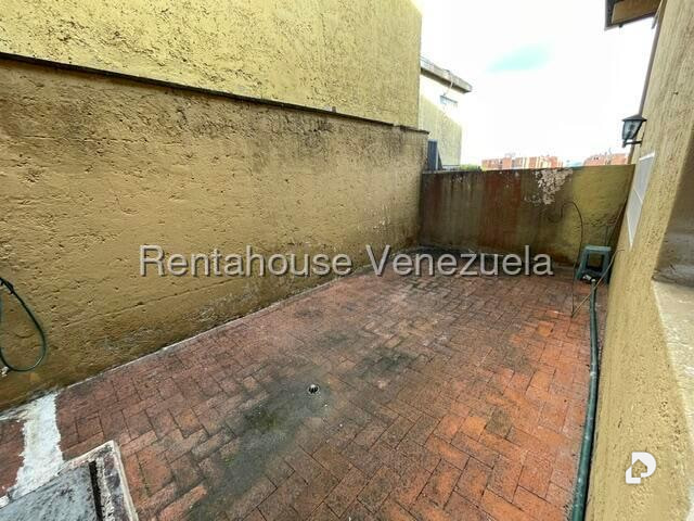 Casa en La Lagunita Country Club, Caracas – 32