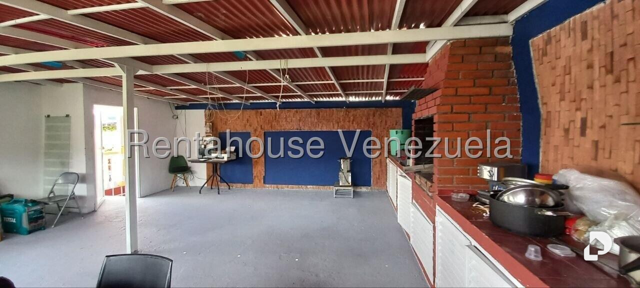 Casa en La Rosaleda, San Antonio de Los Altos – 28