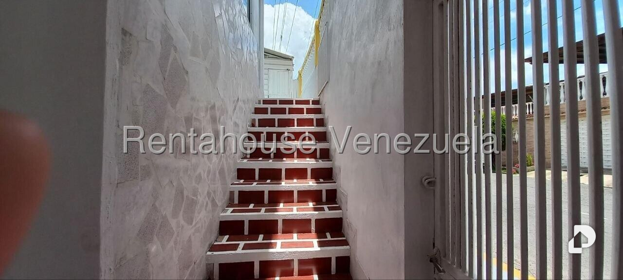 Casa en La Rosaleda, San Antonio de Los Altos – 26