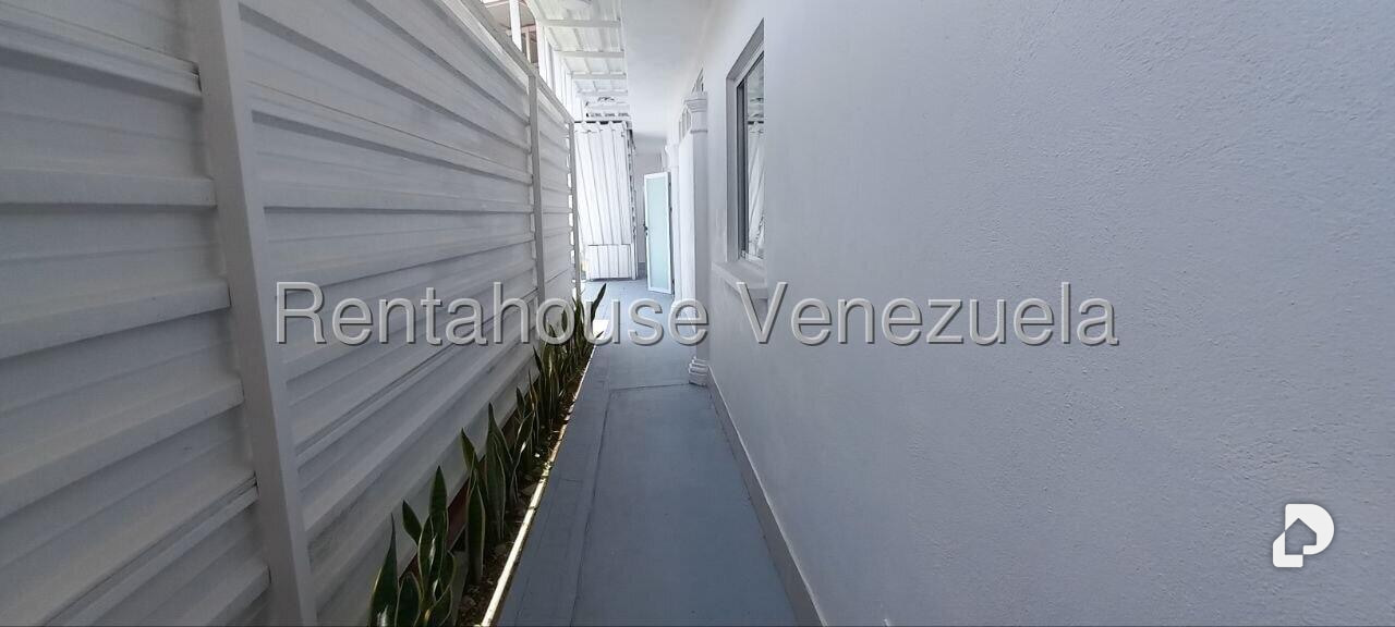 Casa en La Rosaleda, San Antonio de Los Altos – 18