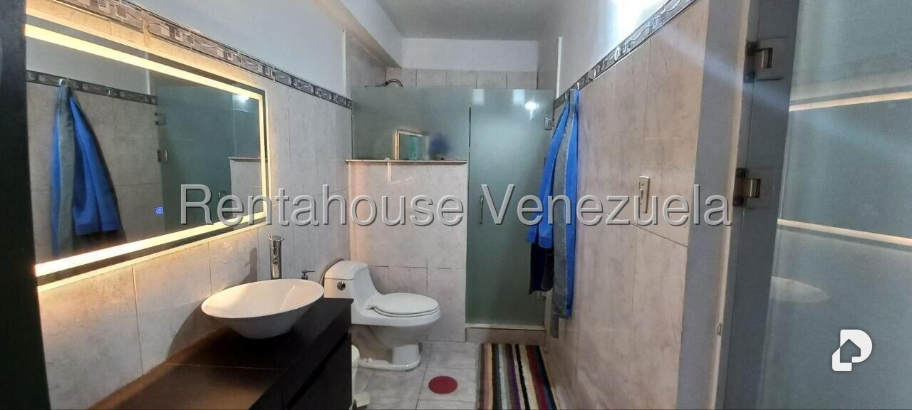 Casa en La Rosaleda, San Antonio de Los Altos – 25