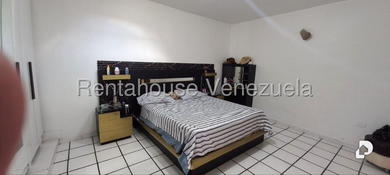 Casa en La Rosaleda, San Antonio de Los Altos – 14