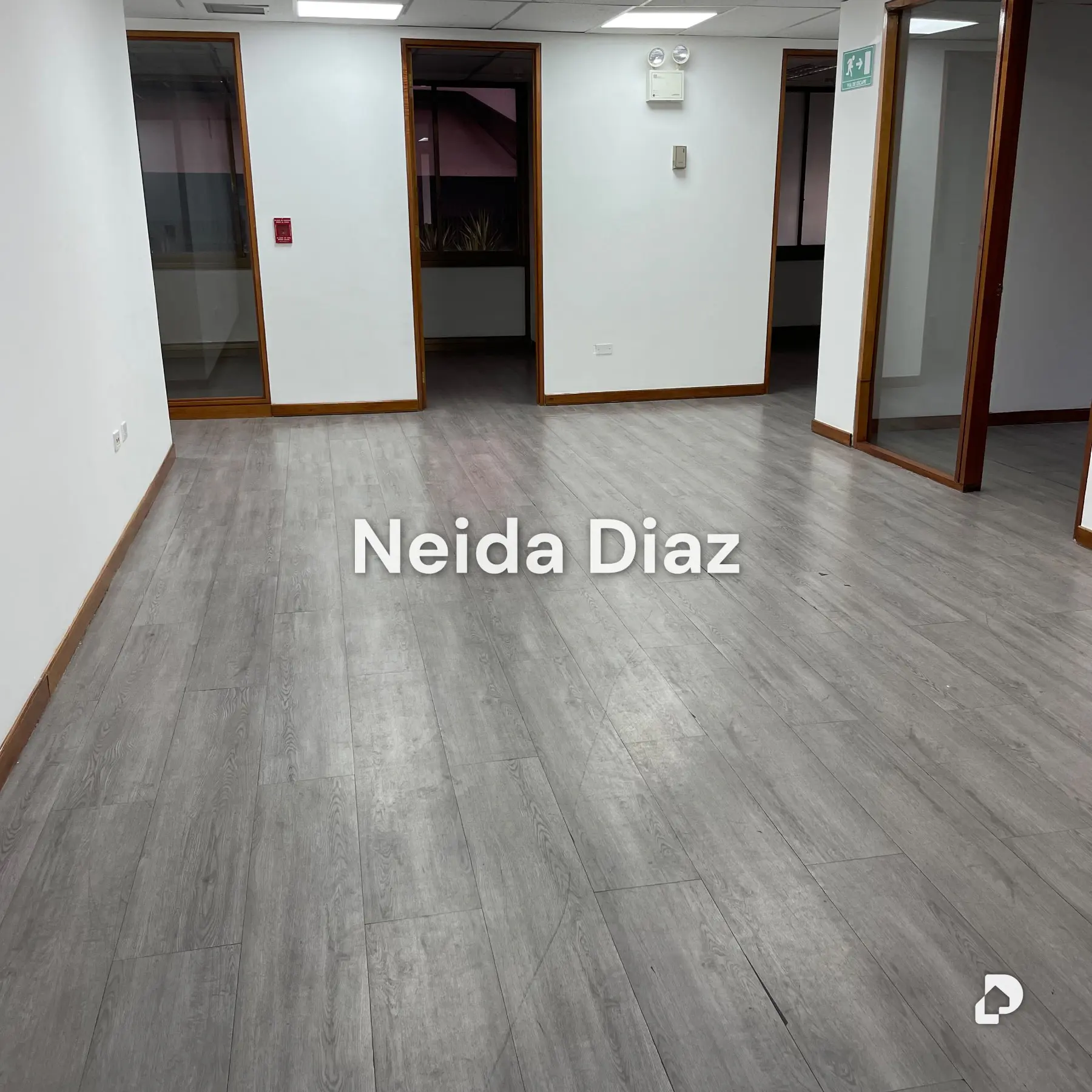 Oficina en Chuao, Caracas – 11